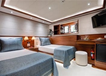 Yacht Alessandro twin cabin