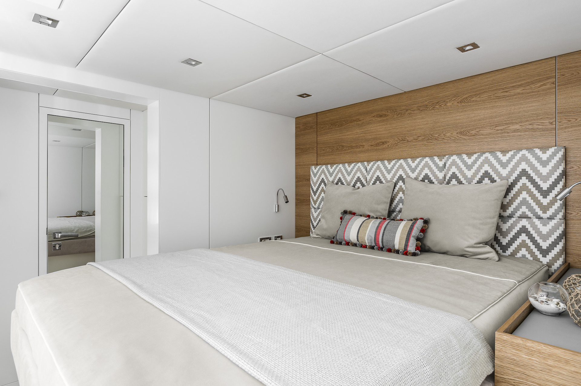 yacht charter Adea cabin