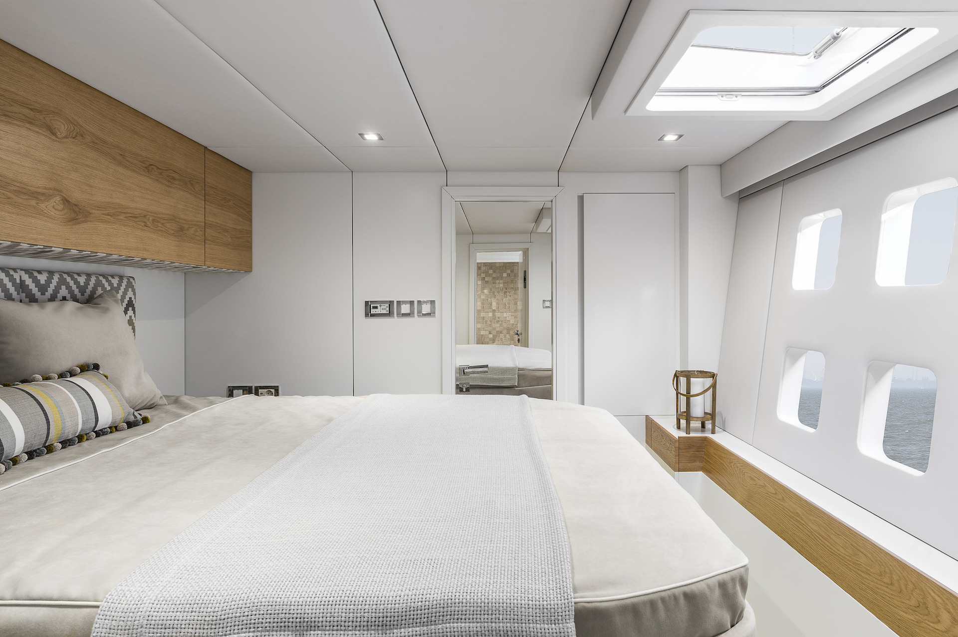 yacht charter Adea luxury cabin