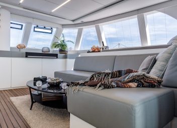 yacht charter Adea seating