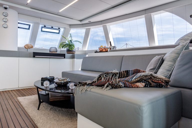 yacht charter Adea seating