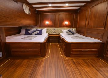 yacht charter Caner IV cabin