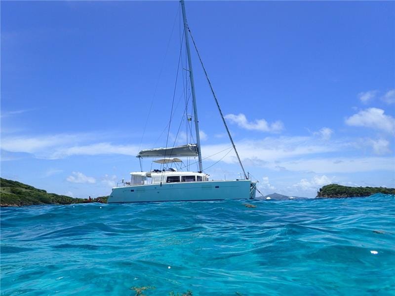 Yacht charter Catamaran Gypsy Princess