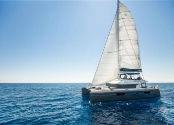 Yacht charter Catamaran Lucky Clover