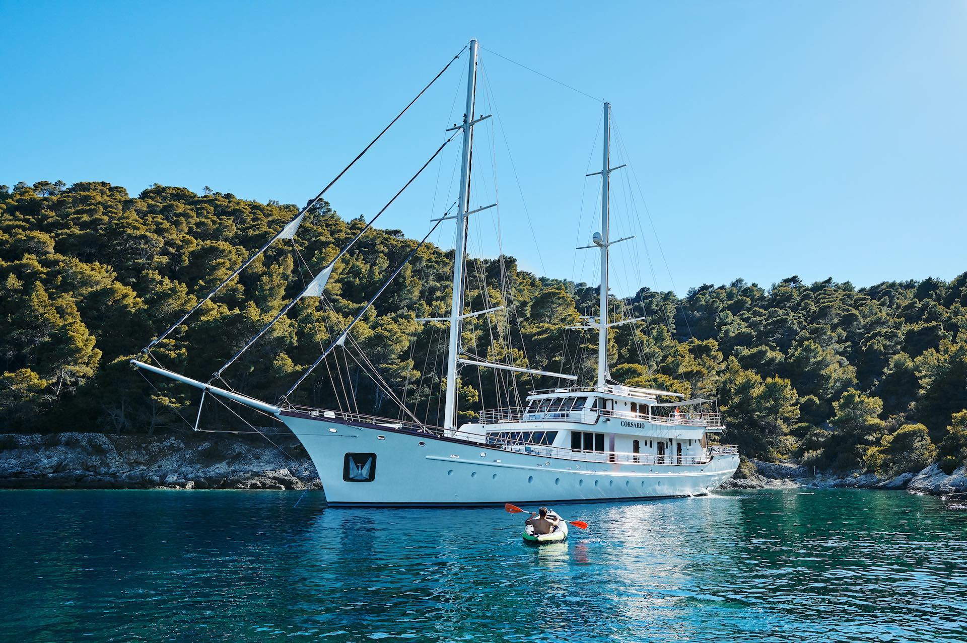 yacht charter Corsario