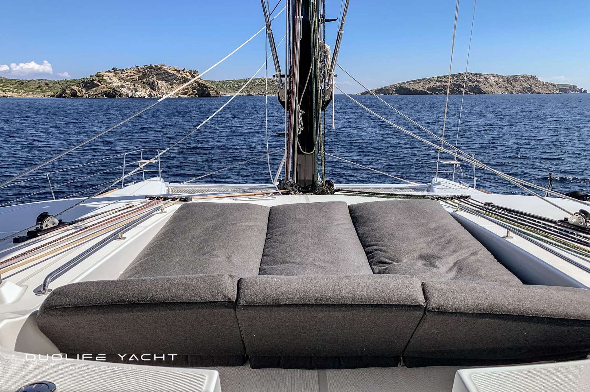 yacht charter Duolife sundeck