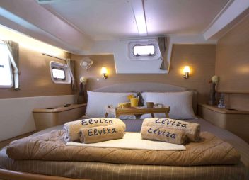 yacht charter Elvira double cabin