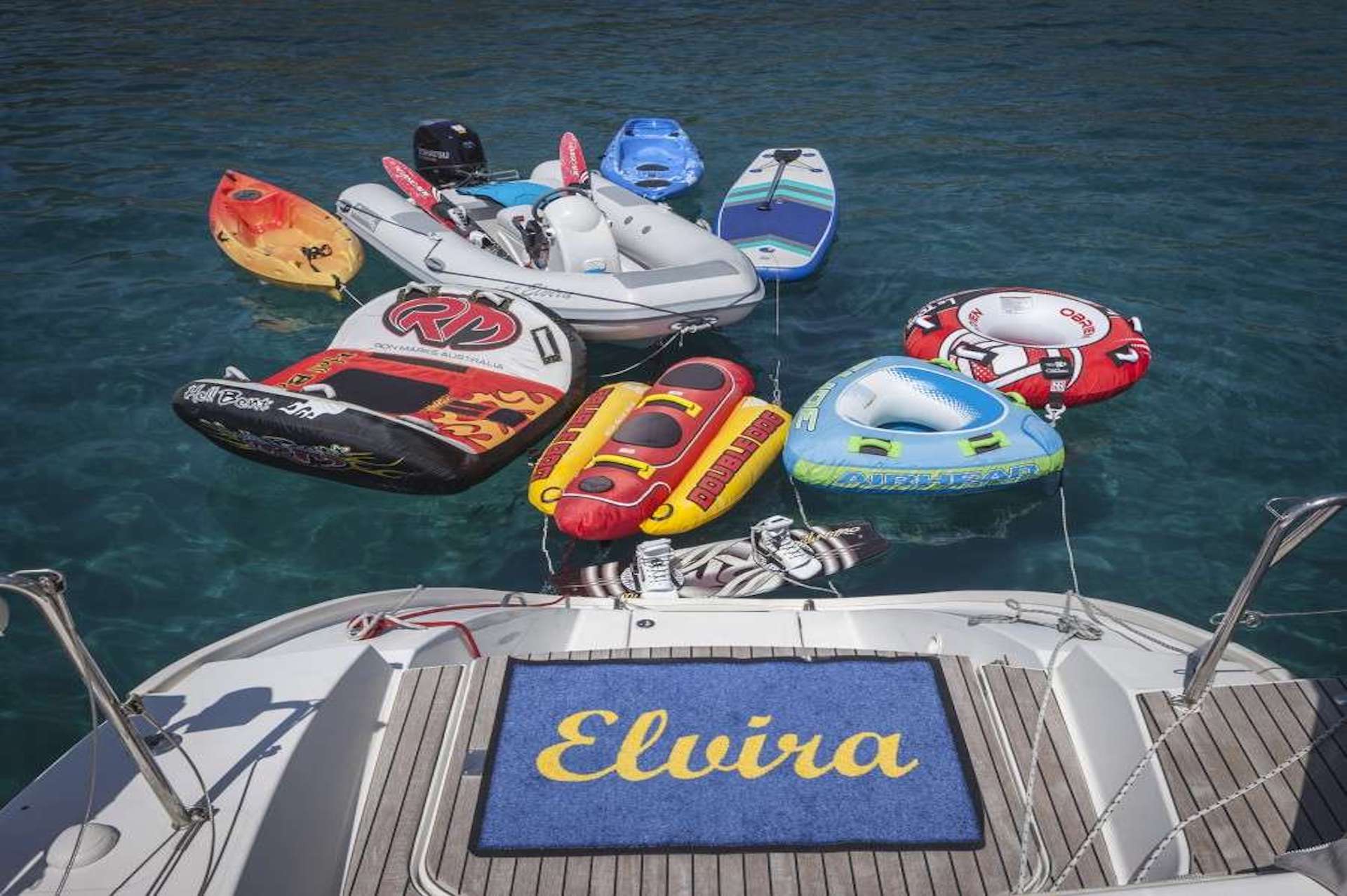 yacht charter Elvira water toys