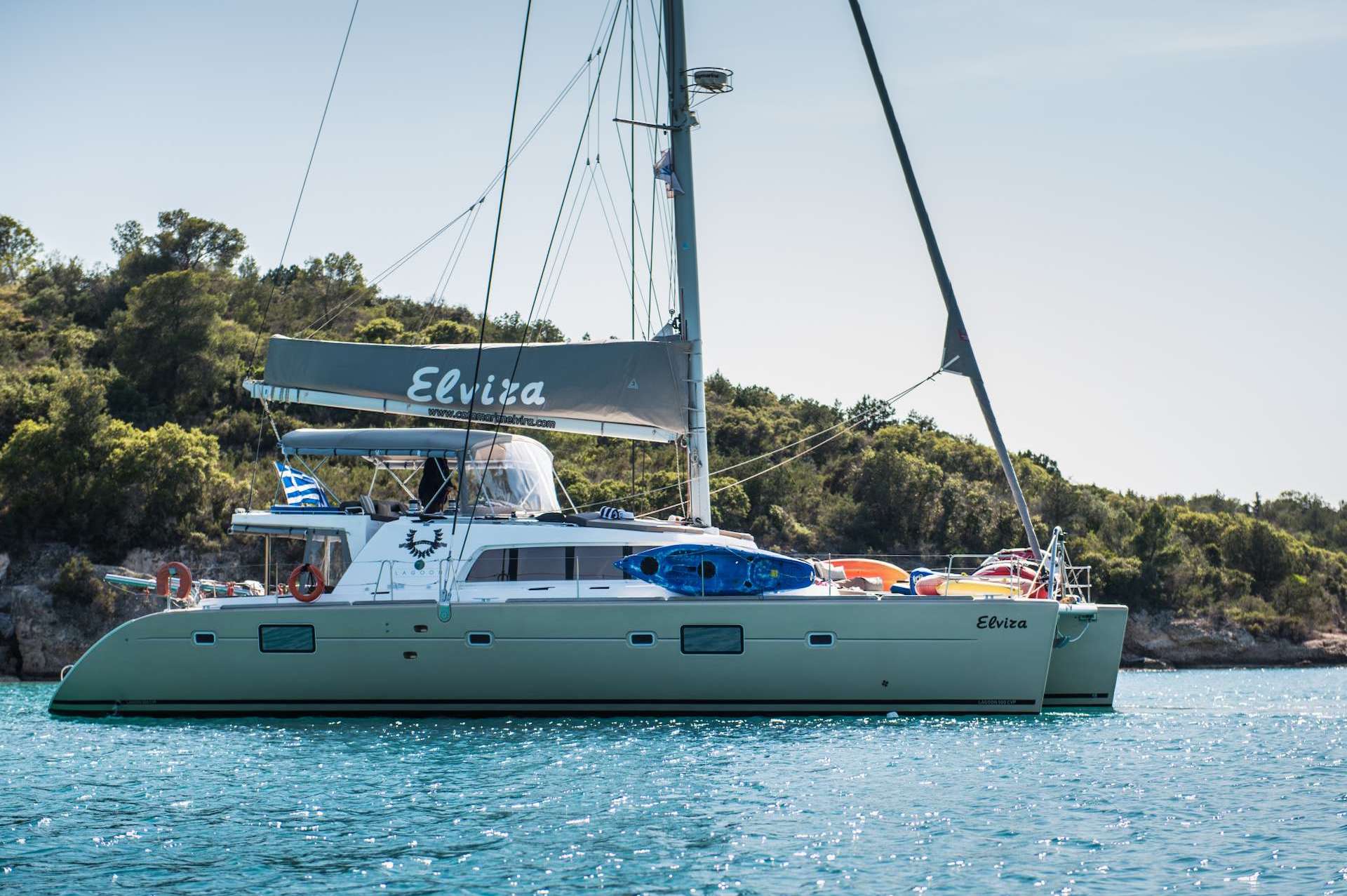 yacht charter Elvira