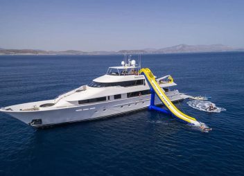 yacht charter Endless Summer motor