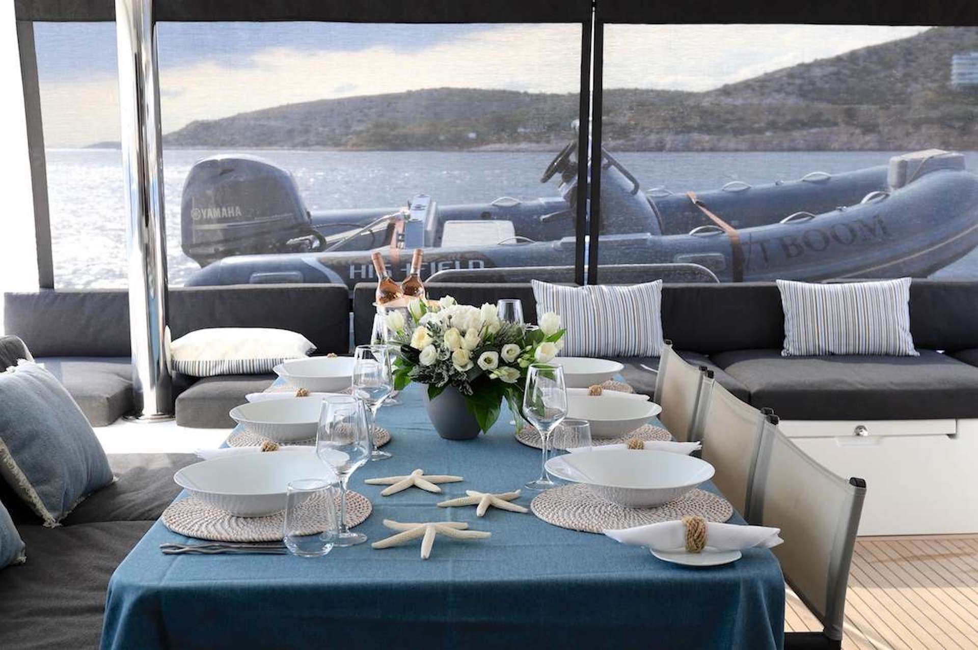 yacht charter fine dining Boom