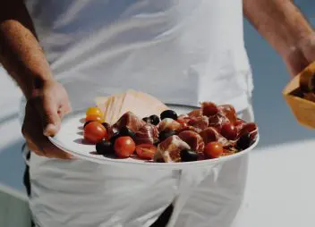 yacht charter fine dining Mala