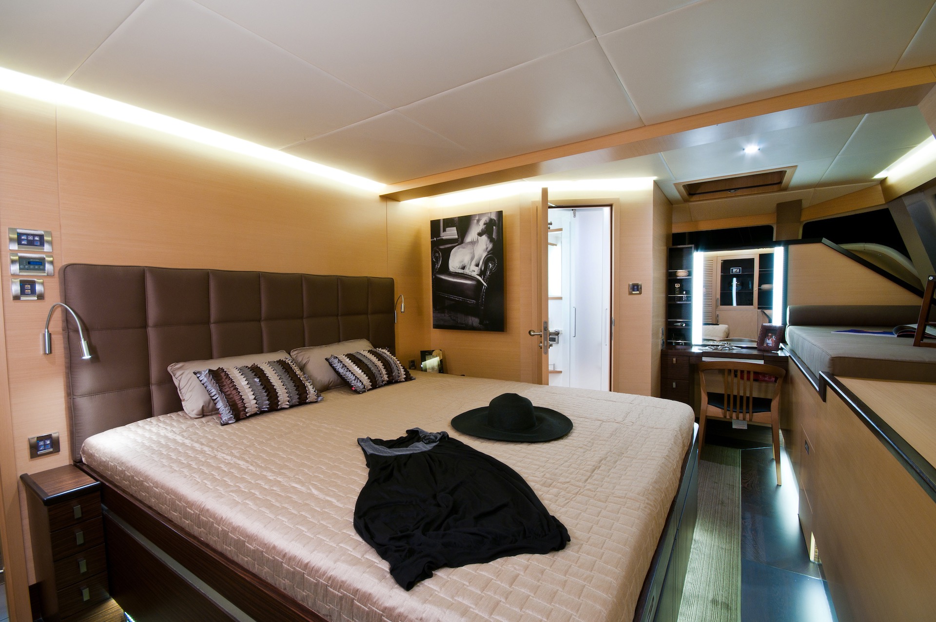 yacht charter Ipharra cabin