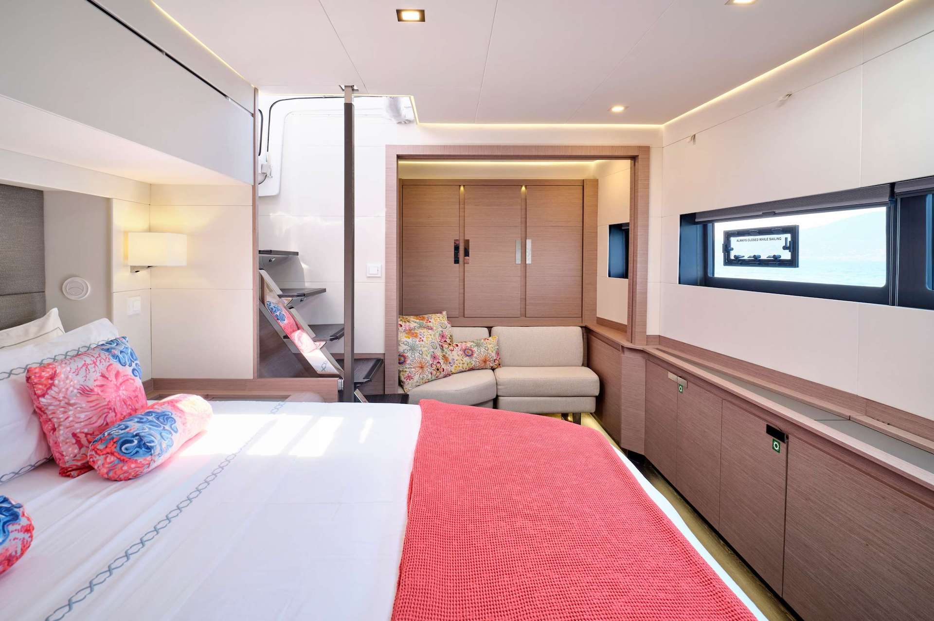 yacht charter Kimata cabin