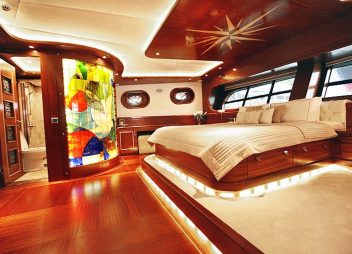 yacht charter La Bella Vita cabin