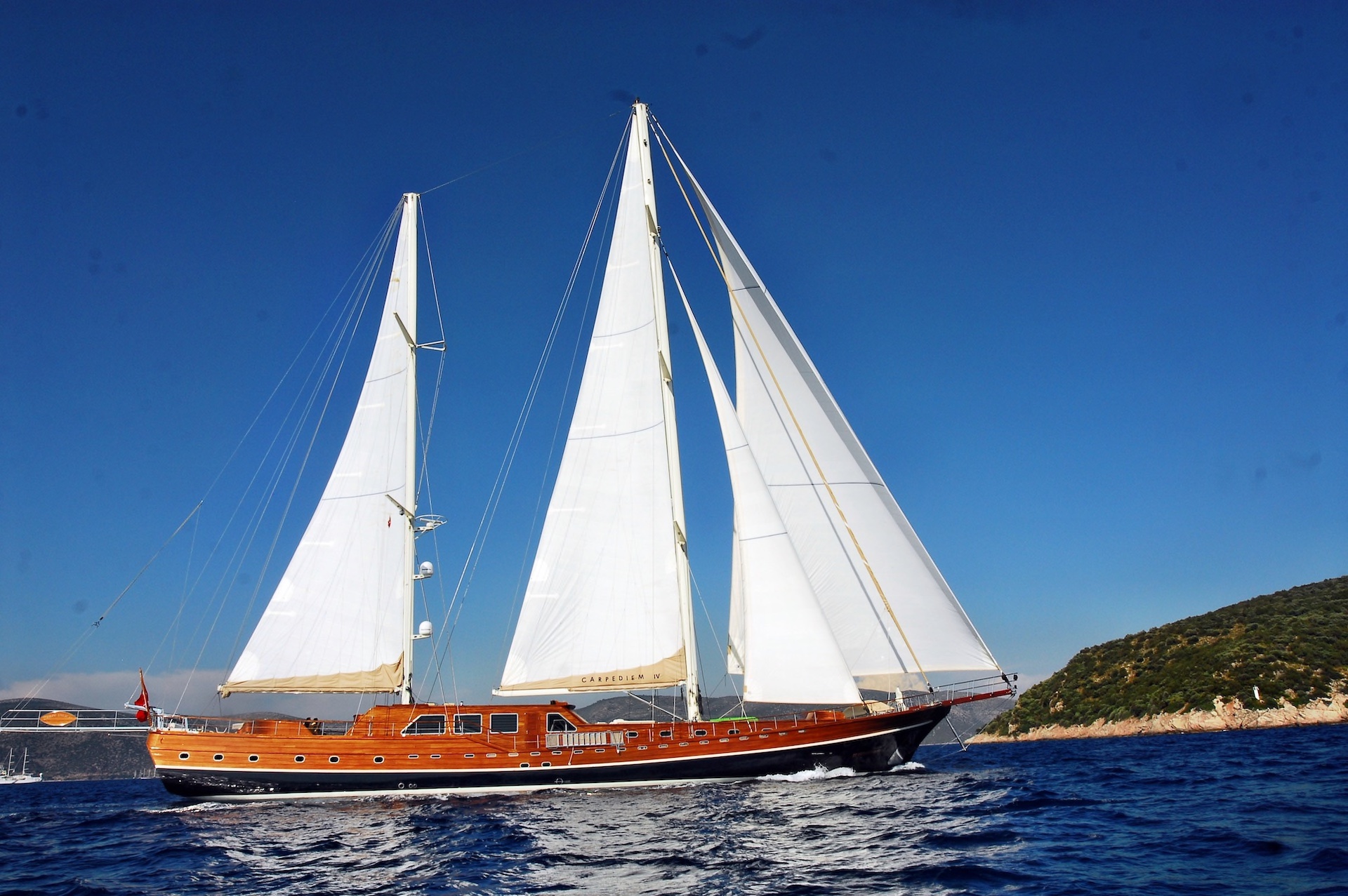 yacht charter La Bella Vita