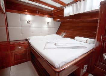 yacht charter Malena double cabin