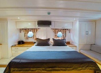 yacht charter Maske double cabin