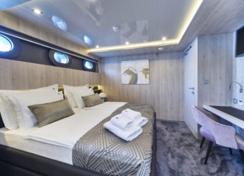 Yacht Dalmatino double cabin