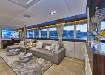 Yacht Dalmatino interior