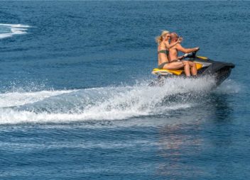 Yacht San Limi Jet ski ride