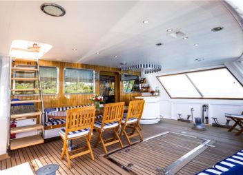 Yacht Star Of The Sea outdoor bar
