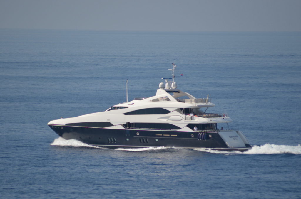 crewed motor yacht in Croatia Luxury Sunseeker Manhattan 84 – High Point Yachting