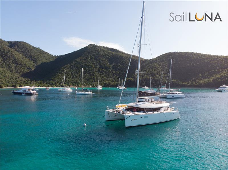 Luna Catamaran Lagoon 450 Virgin Islands charter with wonderful crew & excellent chef, perfect for family vacations - High Point Yachting