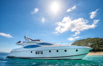 Motor Yachts charter Greece
