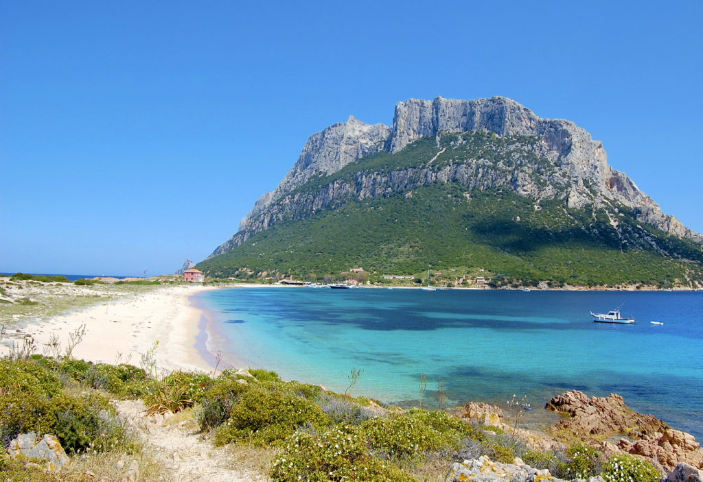 Destination highlights Sardinia & Corsica, La Tavolara - High Point Yachting
