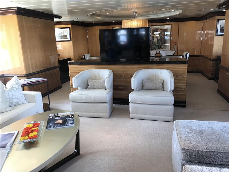 Luxury Yacht Charter Saloon - High Point Yachting