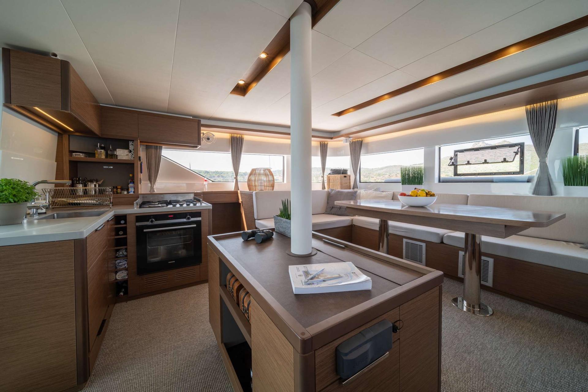 Nomad II Yacht Charter for Small Families in Greece - High Point Yachting