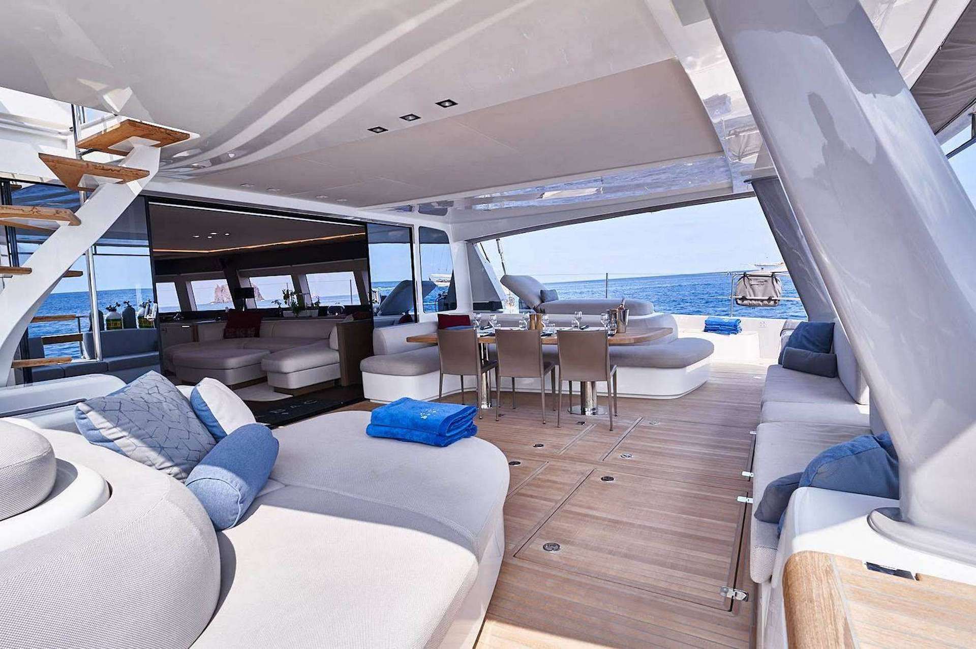 aft deck yacht charter Babac