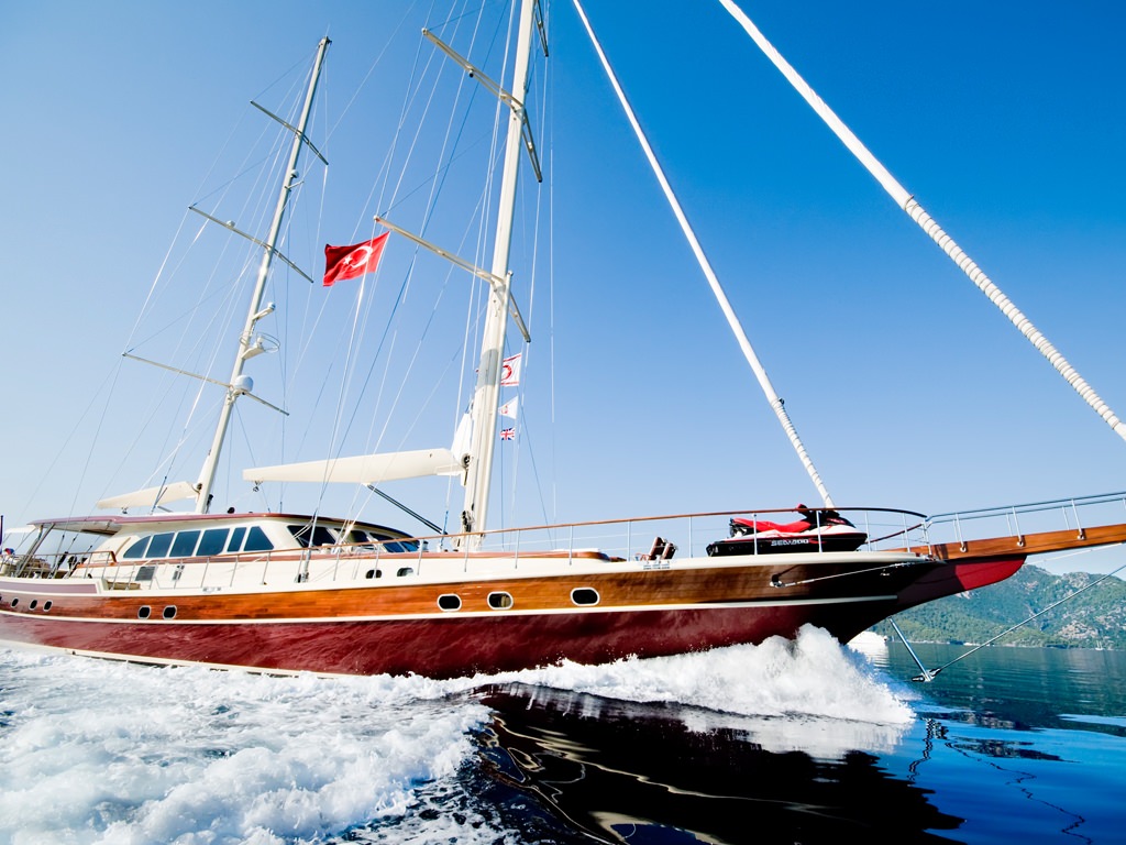 Yacht charter gulet Daima