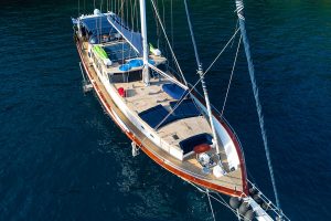 Crewed Yacht charter Gulet Viva Shira