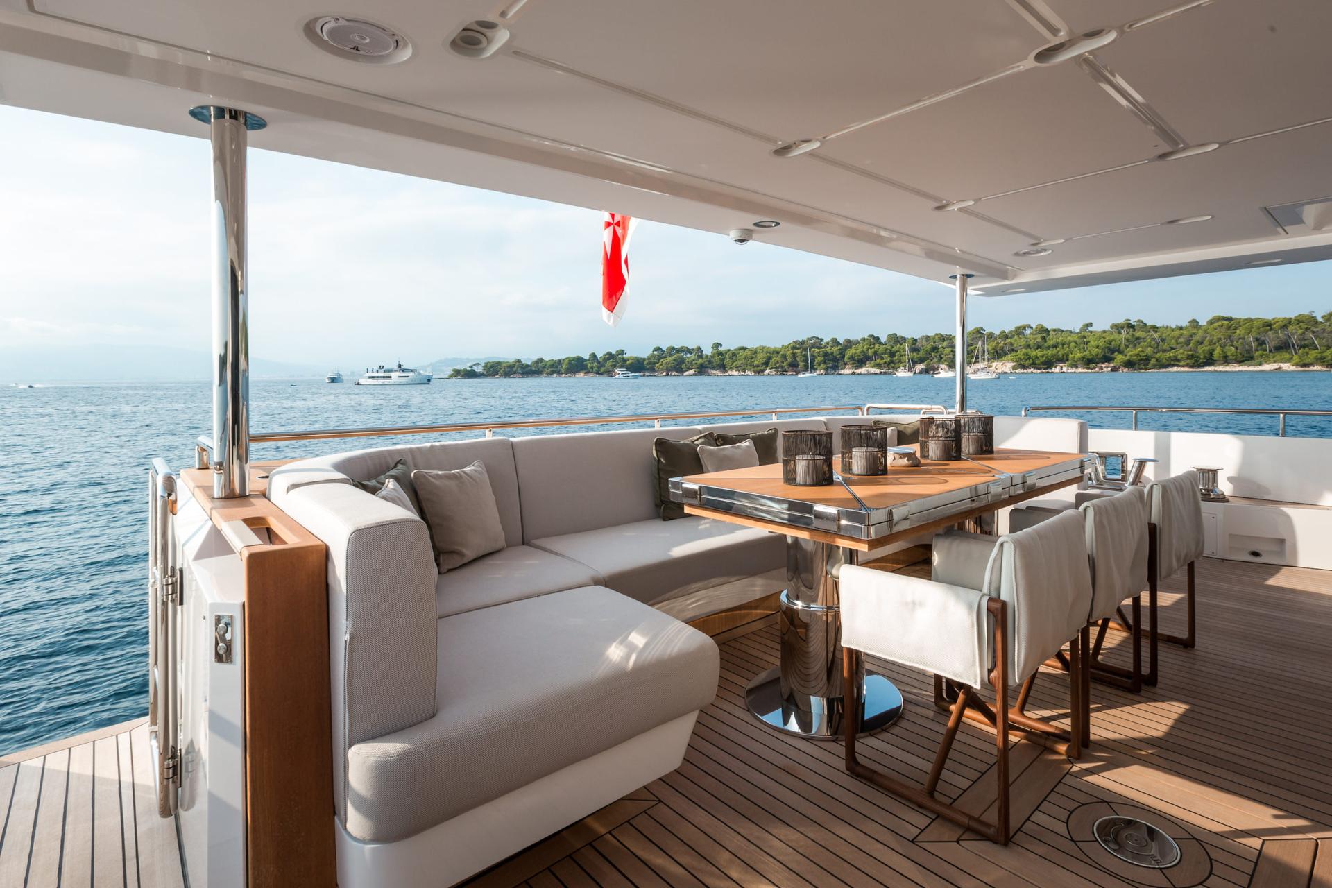 Heed motor super yacht sunbathing and relaxing area - High Point Yachting