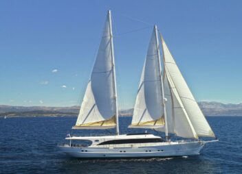 Acapella luxury sailing yacht for charter in Croatia