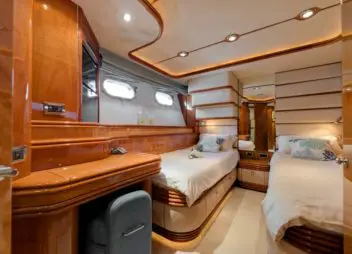 Croatia yacht charter Bbay I twin cabin