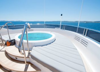 Sunseeker Aqua Libra super yacht charter Luxury Jacuzzi - High Point Yachting