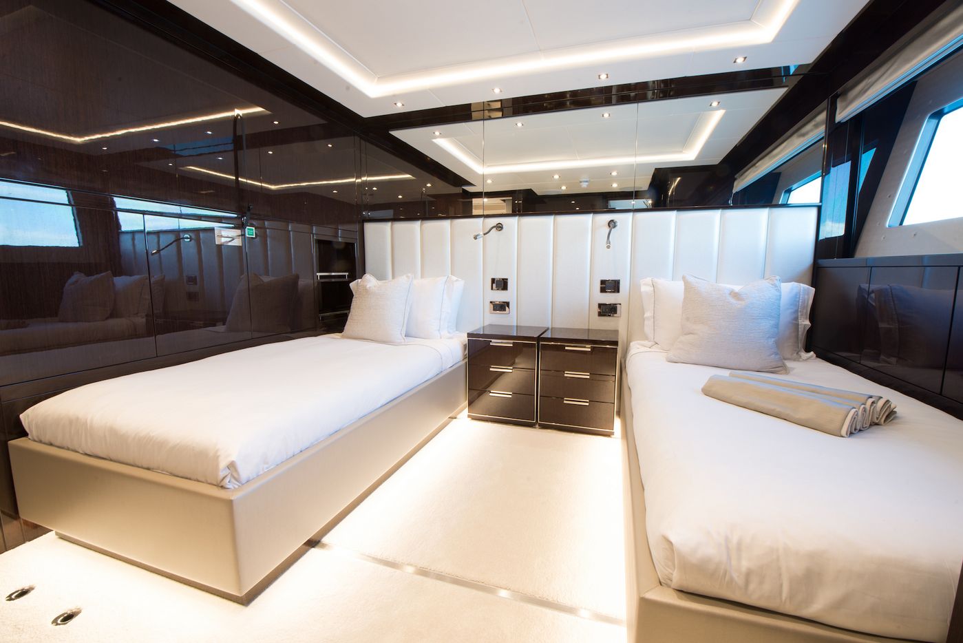 Sunseeker Aqua Libra super yacht charter ultimate sailing experience in Greece - High Point Yachting