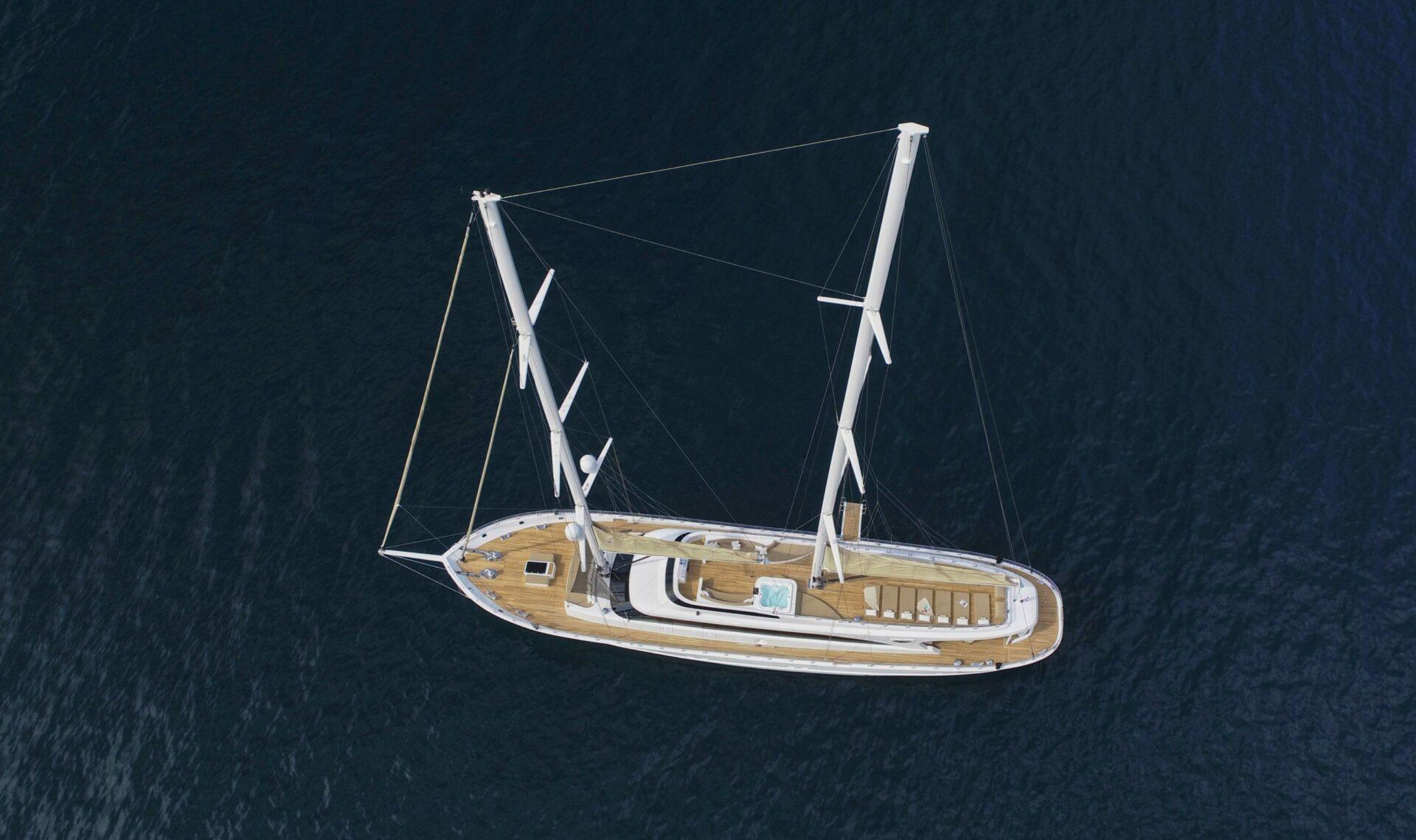 Luxury sailing yacht Acapella