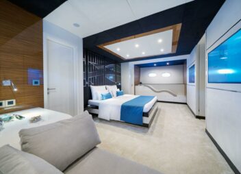 Superyacht Acapella cabin