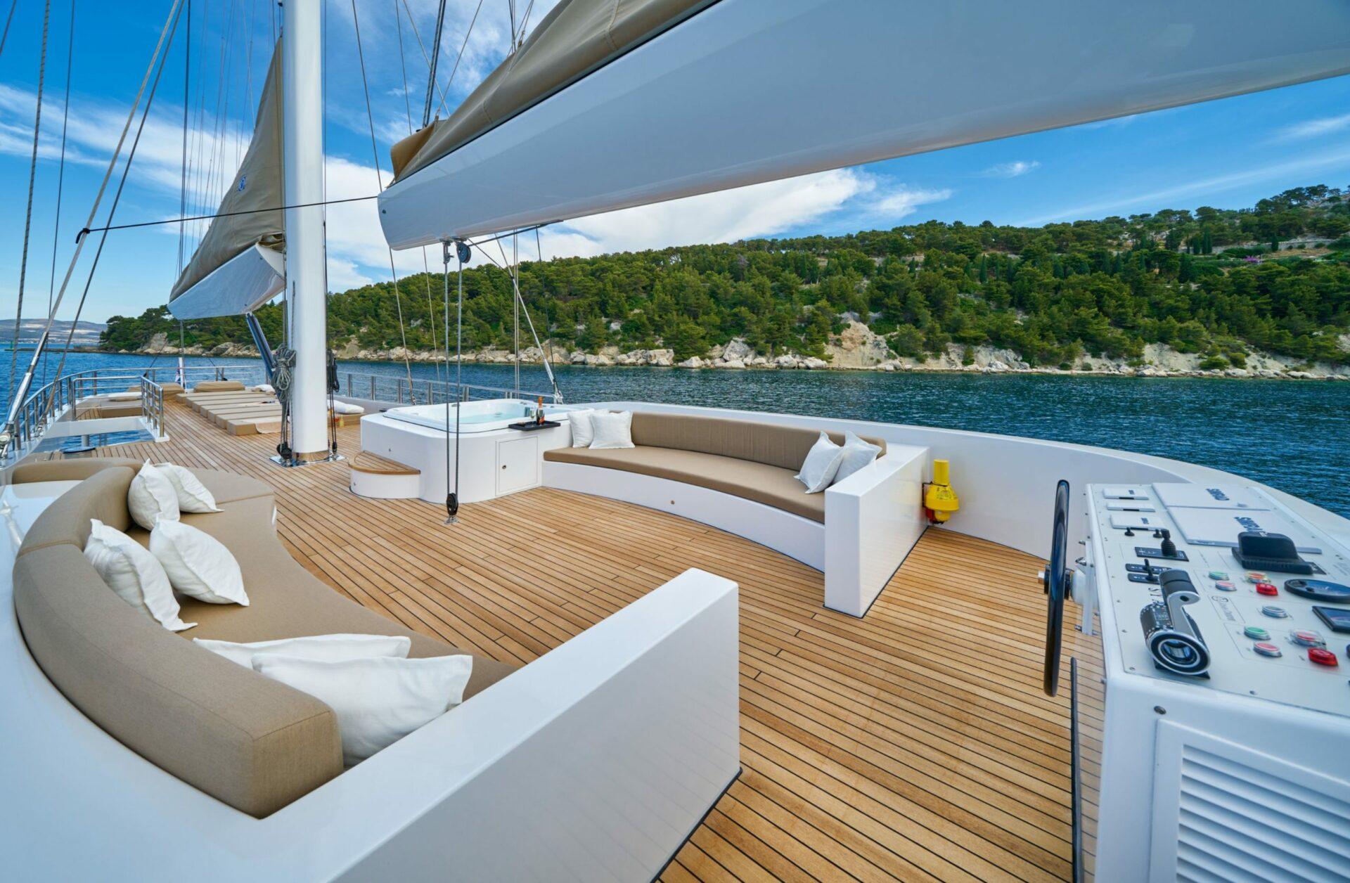 Superyacht Acapella flybridge