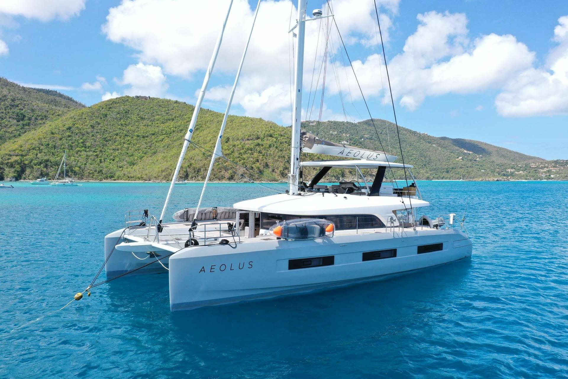 Yacht charter Catamaran Aeolus