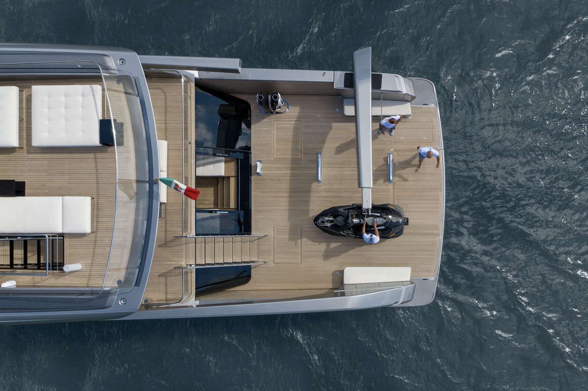 yacht charter Almax deck
