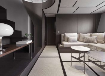yacht charter Almax lounge