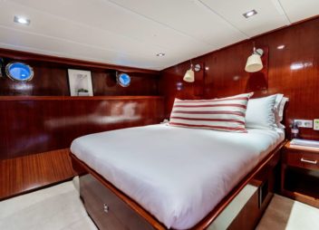 Vita Dolce Gulet Master Bedroom for Family Cruise & Corporate Event - High Point Yachting