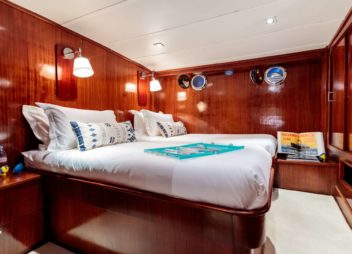 Vita Dolce Gulet Master Bedroom for Family Cruise & Corporate Event - High Point Yachting