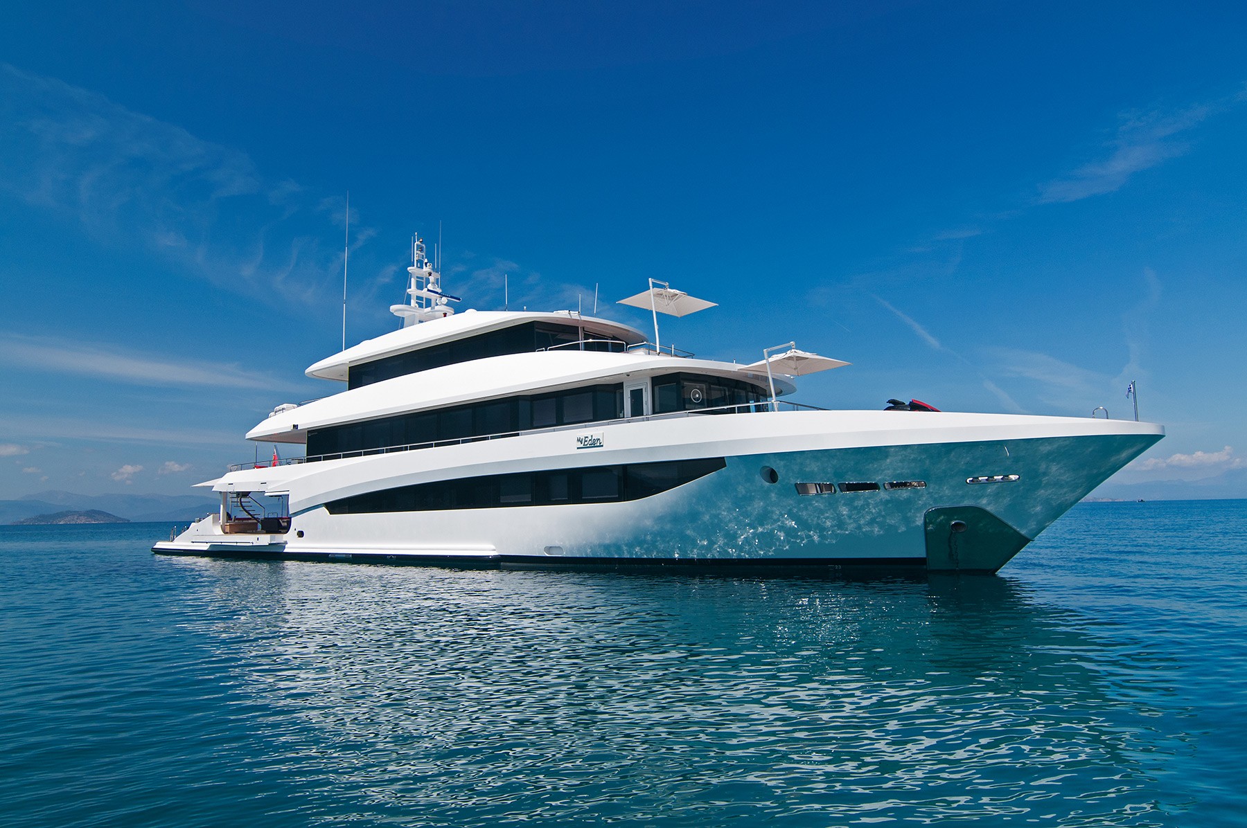 Luxury Motor Yacht for charter - High Point Yachting