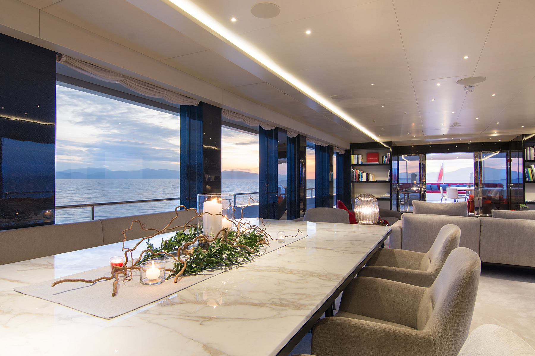 Private Motor Yacht Charter Lounge with fine dining with sea view - High Point Yachting